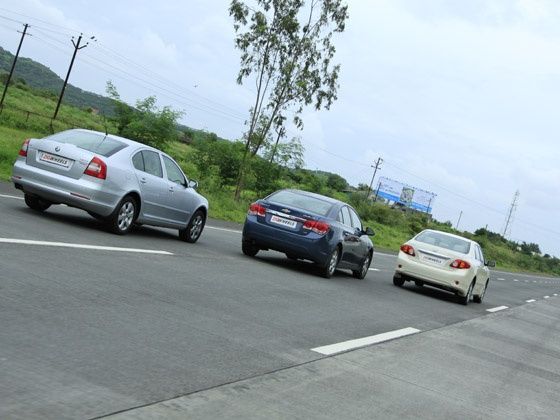 Skoda Laura Vs Cruze