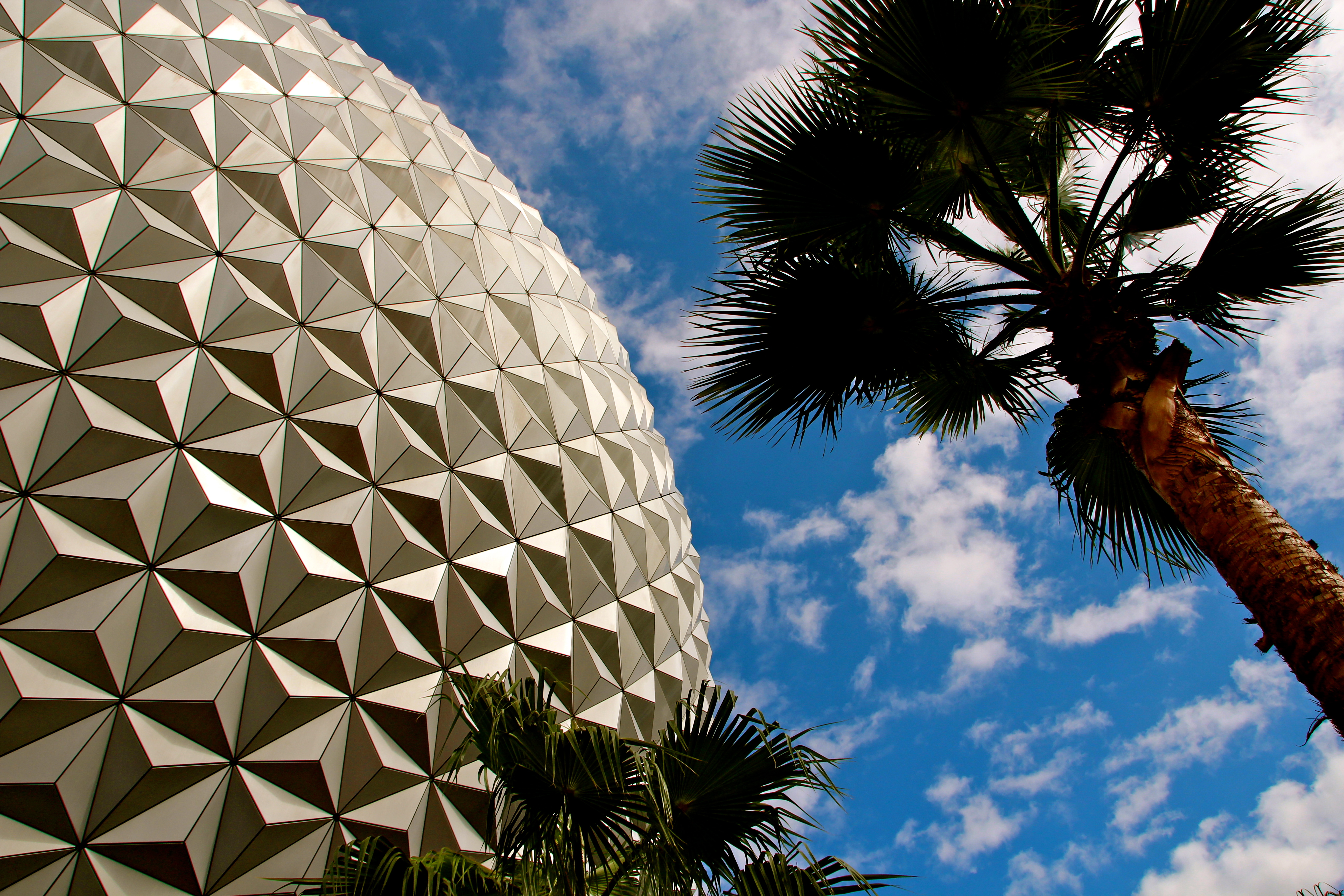 Spaceship Earth Ride Through