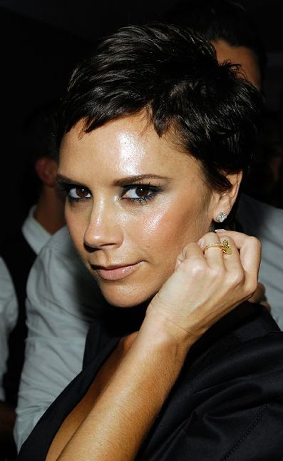 Victoria Beckham Short Hair 2009