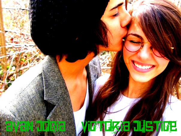 Victoria Justice And Avan Jogia Kissing