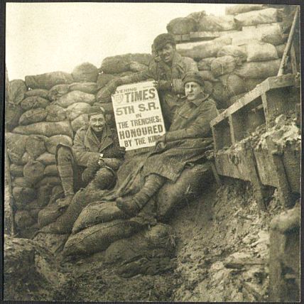 World War 1 Soldiers In Trenches